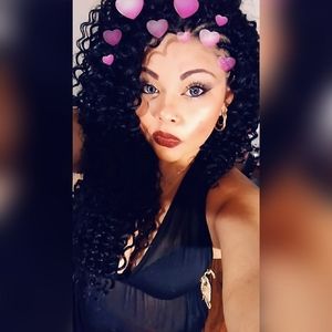 Meet your Posher, Mimi